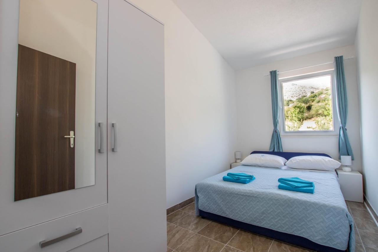 Apartment Andrea Трогир Екстериор снимка